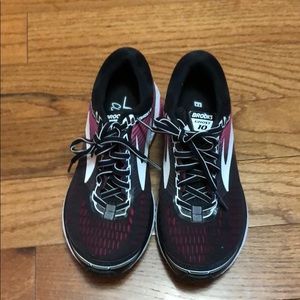 Brooks Running Tennis Shoes